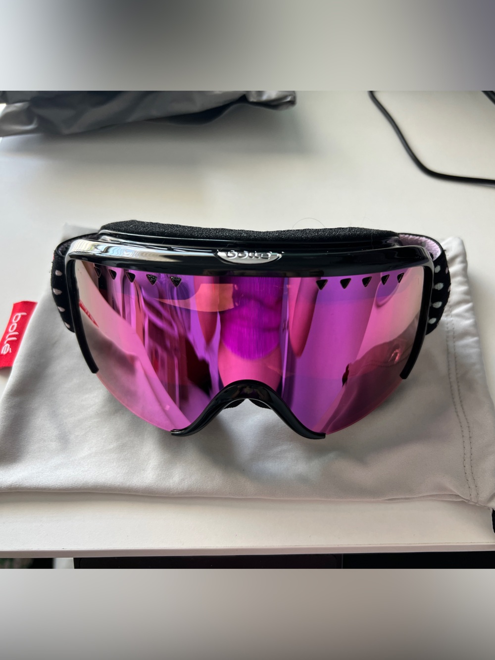 bolle Purple Mirrored Ski Goggles with Black Frame